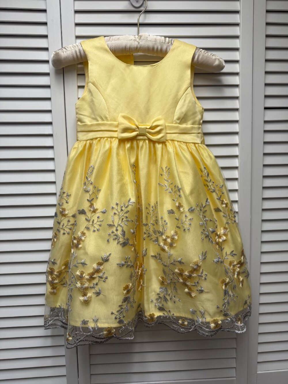 Biscotti Girls Yellow Embroidered Special Occasion Dress Size 5